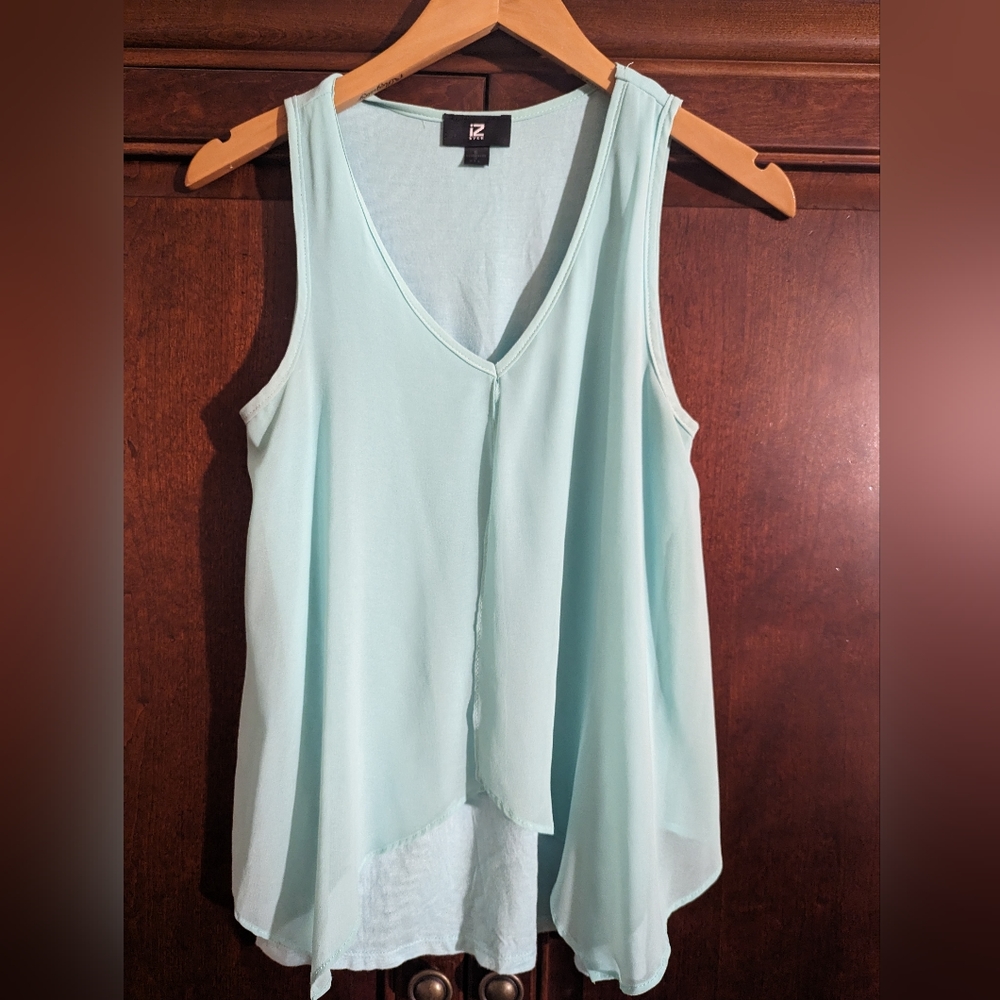 iZ Byer top - small